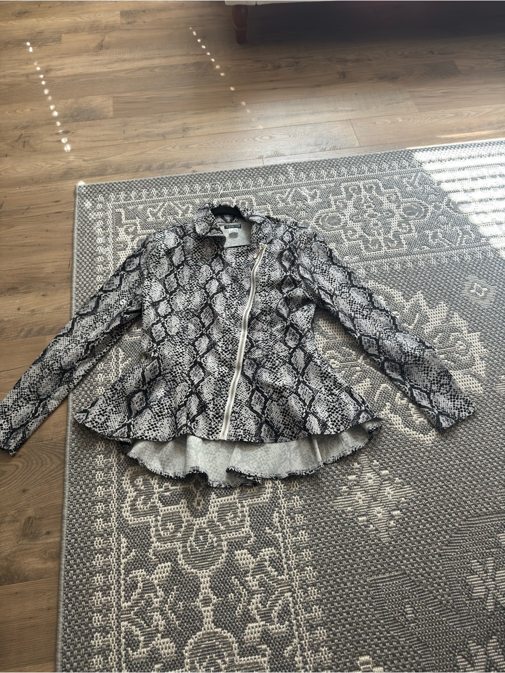 VENUS Black & White Snake-Print Zip Peplum Moto Jacket